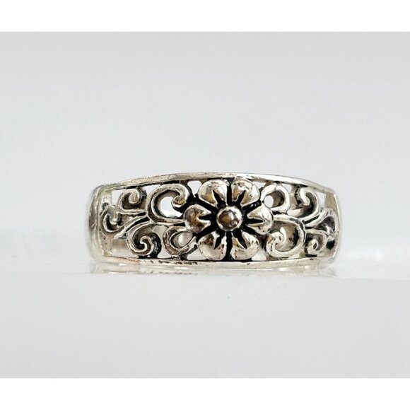 Floral Cutout Accented 925 Sterling Silver Unisex Vintage Ring - sz 9 - Picture 1 of 12